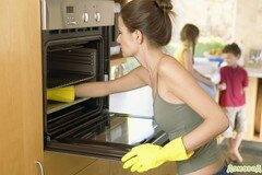 Как очистить духовку без химии